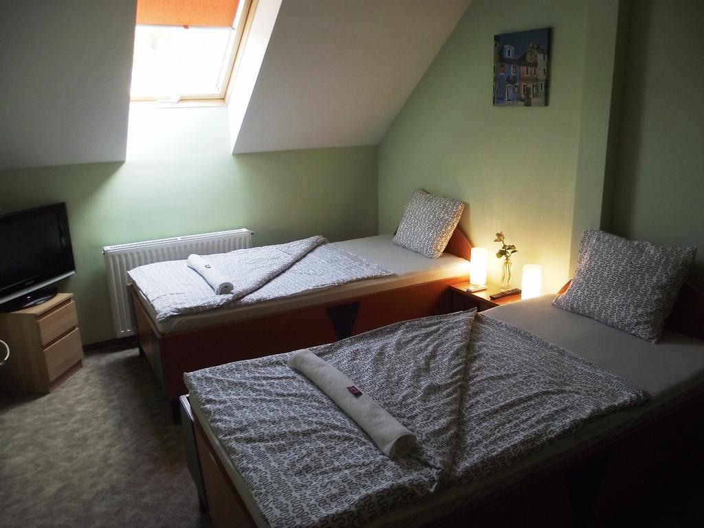 Mediterran Vendeghaz Kecskemet Room photo