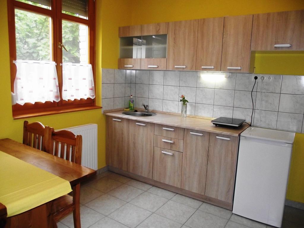 Mediterran Vendeghaz Kecskemet Room photo