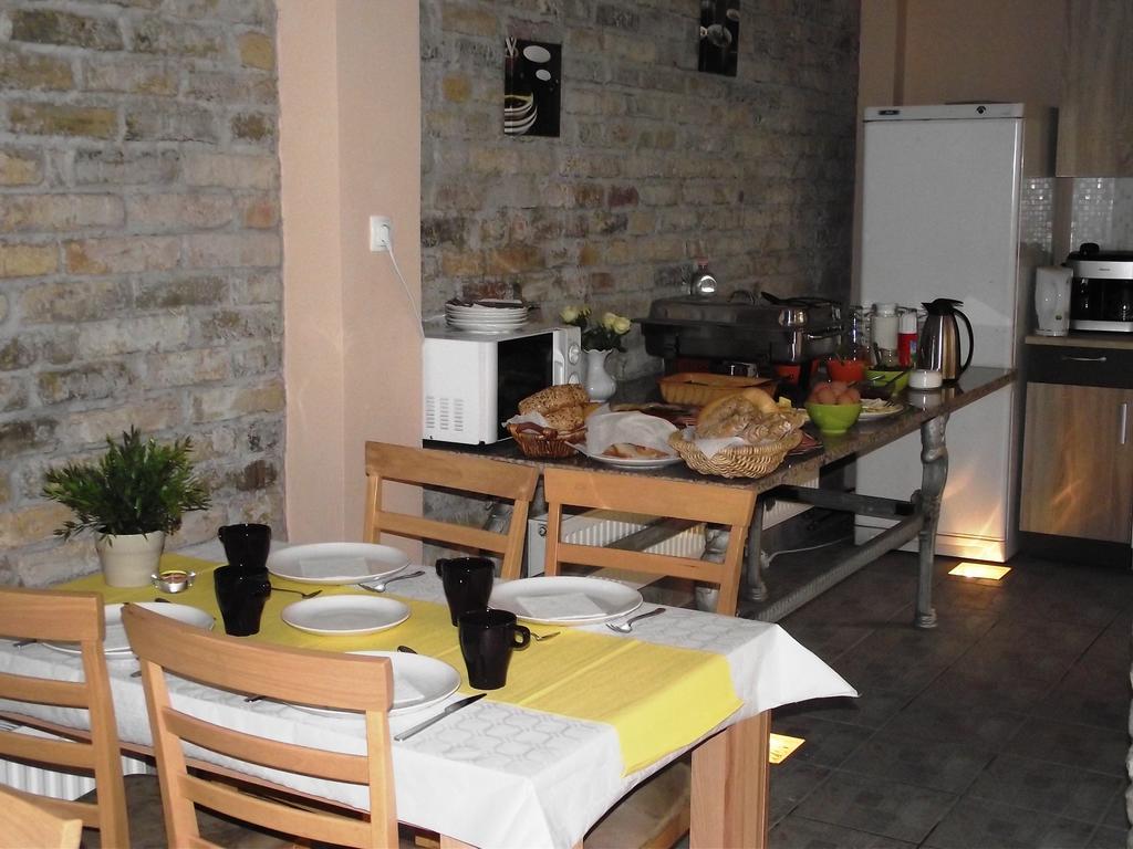 Mediterran Vendeghaz Kecskemet Exterior photo